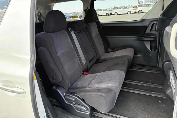 2012 Toyota Vellfire 2.4Z *8-Seater* Carousel 8