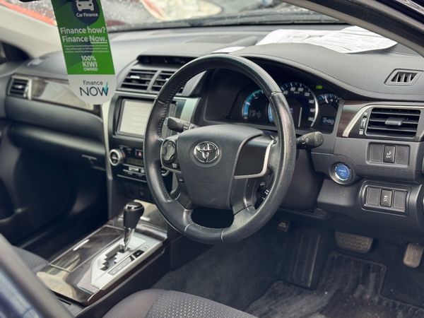 2013 Toyota Camry HYBRID G PACKAGE Carousel 2