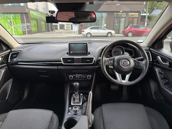 2014 Mazda Axela Carousel 2