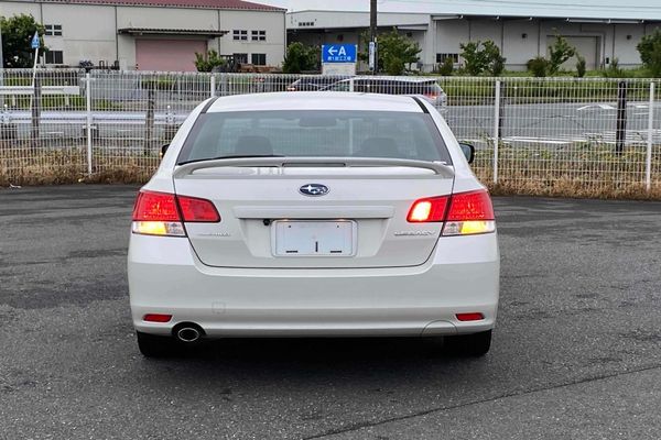 2012 Subaru Legacy Carousel 8