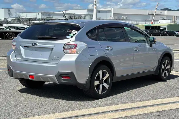 2014 Subaru XV HYBRID 2.0 I-L EYESIGHT AWD Carousel 3