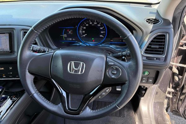 2014 Honda Vezel HYBRID X Carousel 2