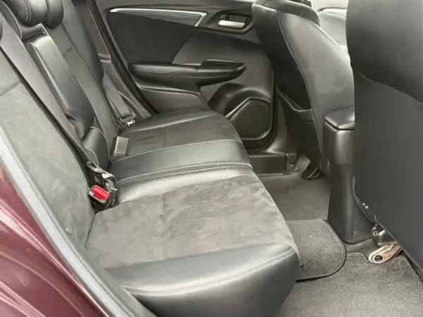 2015 Honda Fit Shuttle Carousel 8