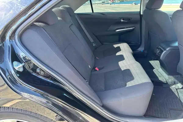 2012 Toyota Camry HYBRID G Carousel 9