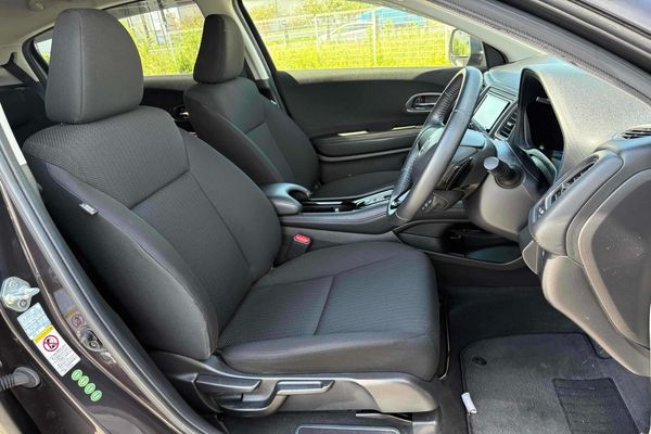 2014 Honda Vezel HYBRID X Carousel 3