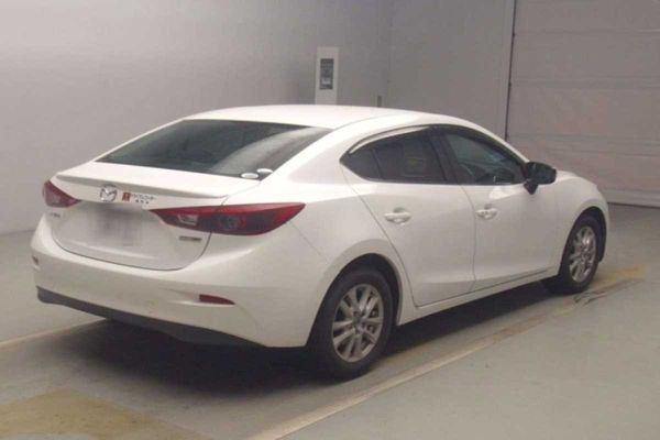 2013 Mazda Axela HYBRID Carousel 1