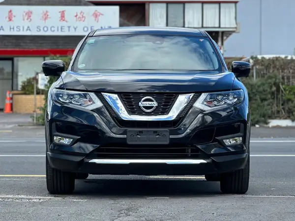 2018 Nissan X-Trail 4WD Pro Pilot Carousel 1