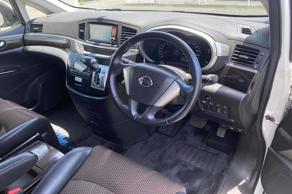2012 Nissan Elgrand Carousel 4