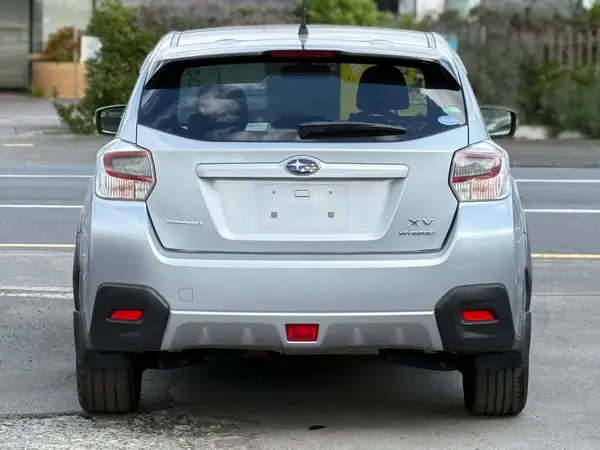 2015 Subaru XV AWD 2.0i-L Hybrid Eyesight Carousel 4