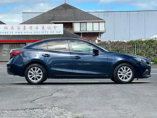 2014 Mazda Axela Skyactiv Carousel 2