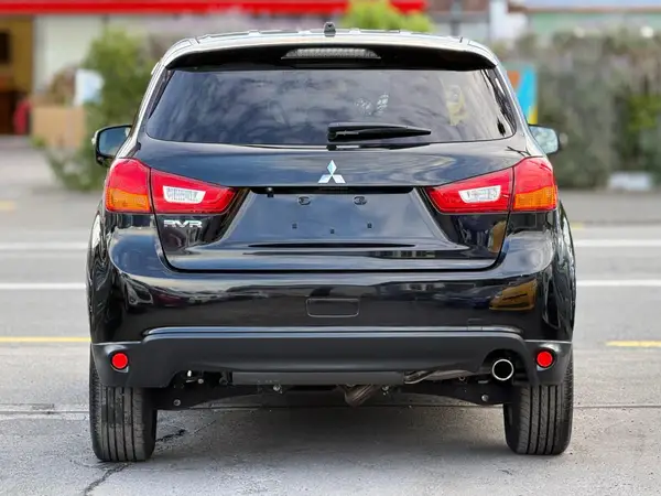 2015 Mitsubishi RVR G Package Carousel 4