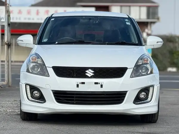 2014 Suzuki Swift RS-DJE Carousel 1