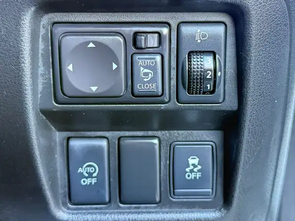 2014 Nissan Juke 15RX *PERSONALIZE PKG* Carousel 9