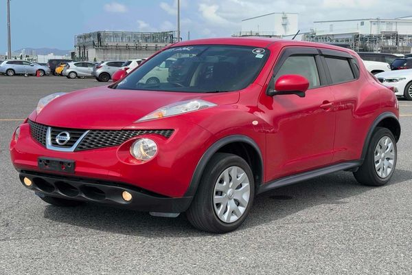 2014 Nissan Juke 15RX Type V Carousel 4