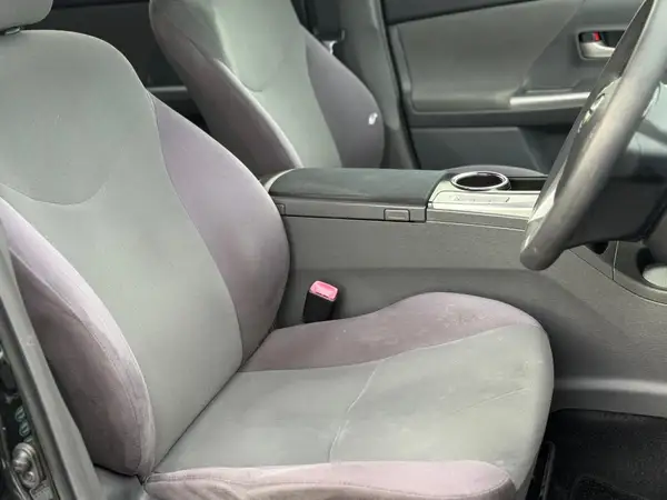 2012 Toyota Prius Alpha S *7-Seater* Carousel 6