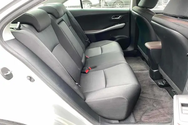 2013 Toyota Sai Carousel 2