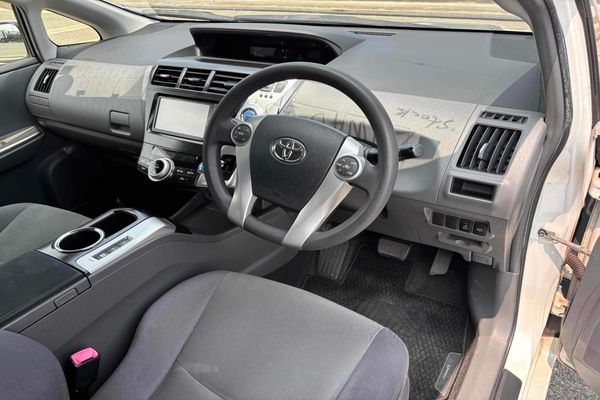 2012 Toyota Prius Alpha HYBRID 7-Seater Carousel 1
