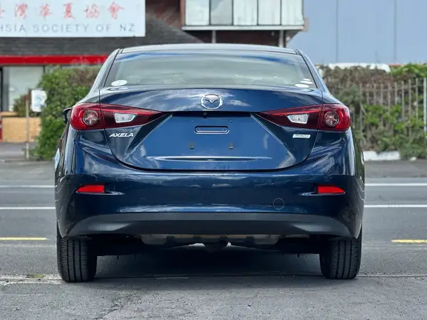2014 Mazda Axela Skyactiv Carousel 4