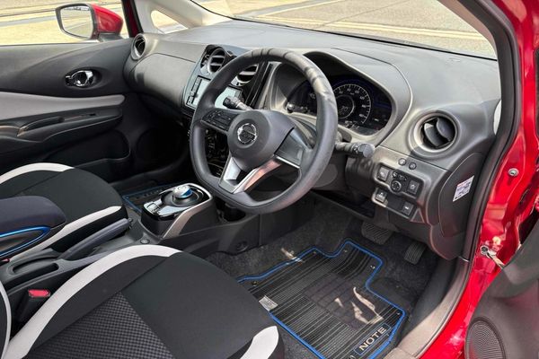 2017 Nissan Note E-POWER X Carousel 5