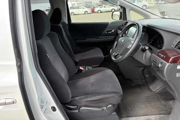 2012 Toyota Vellfire 2.4Z *8-Seater* Carousel 7