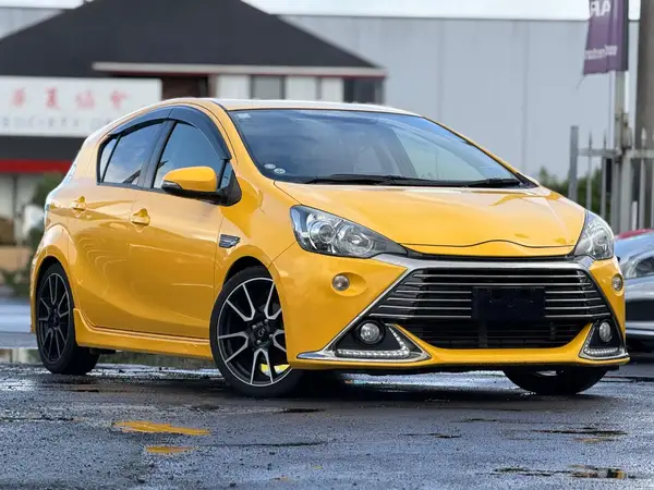 2014 Toyota Aqua G G'S Carousel 2