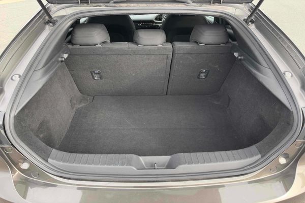 2021 Mazda 3 Carousel 6