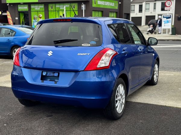 2014 Suzuki Swift Carousel 1