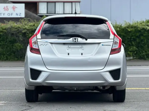 2013 Honda Fit HYBRID F Carousel 2