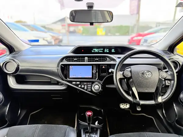 2014 Toyota Aqua G G'S Carousel 3