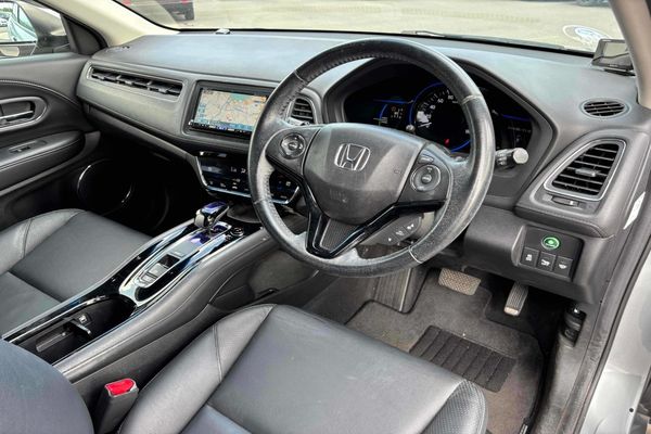 2014 Honda Vezel HYBRID Z Carousel 6