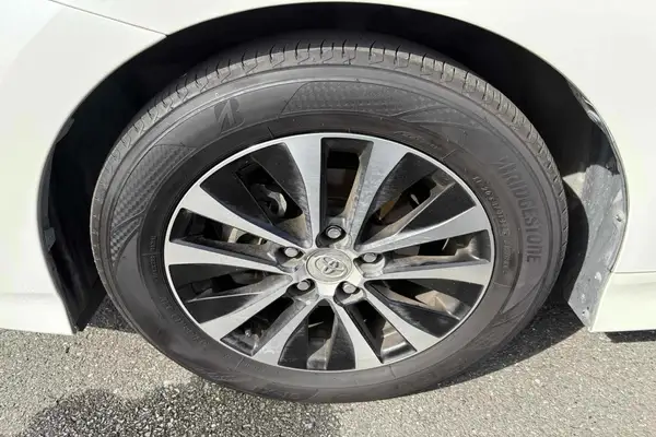 2014 Toyota Sai HYBRID S C Package Carousel 7