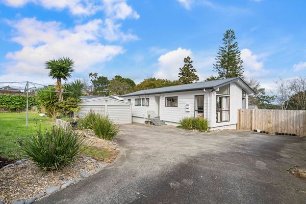 230 Mahia Road Weymouth, Manukau City