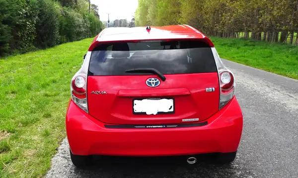 2013 Toyota Aqua Push Button start Carousel 3