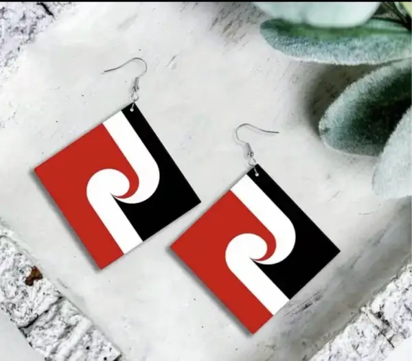 Ladies Maori design ear rings