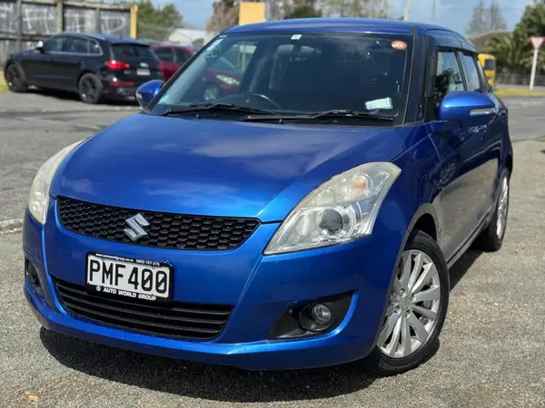 2012 Suzuki Swift Carousel 1