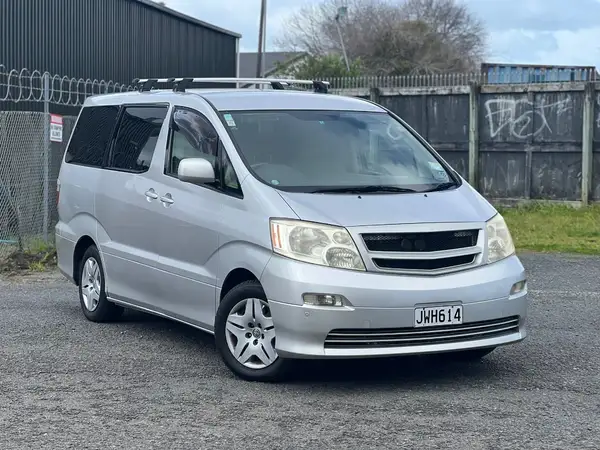 2004 Toyota Alphard