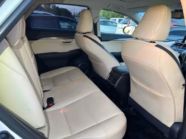 2014 Lexus NX 300 Carousel 3