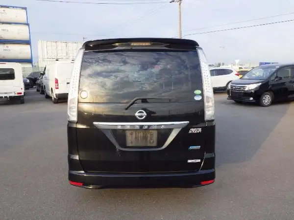 2013 Nissan Serena Carousel 6