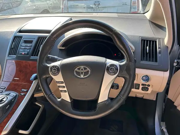 2013 Toyota Sai Carousel 4