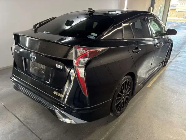 2017 Toyota Prius S TOURINGSELECTION Carousel 1