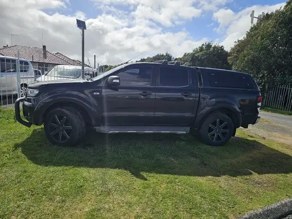 2019 Ford Ranger XLT DOUBLE CAB W/SA - 4WD Carousel 6