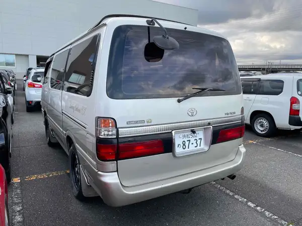 2002 Toyota Hiace Carousel 5