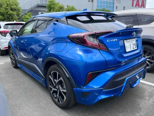 2017 Toyota C-HR Carousel 4