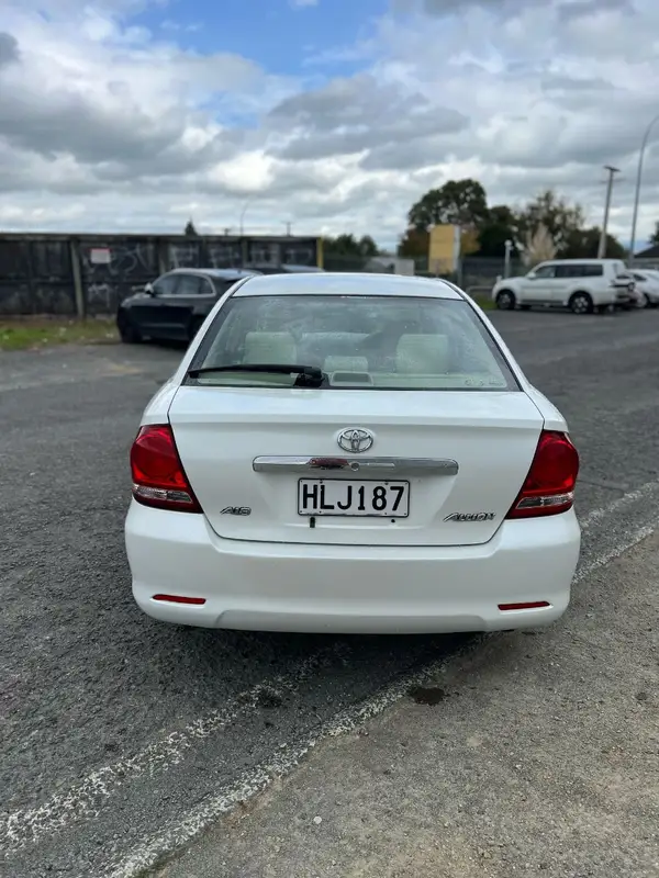 2005 Toyota Allion Carousel 3