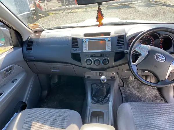 2014 Toyota Hilux 2WD 3.0TD DC UTE 5M Carousel 4