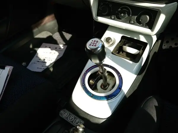 2001 Mitsubishi Lancer Carousel 5