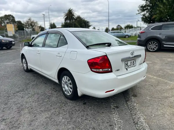 2005 Toyota Allion Carousel 2