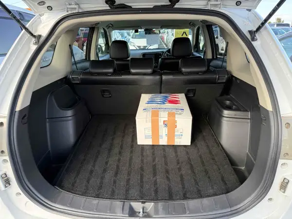 2014 Mitsubishi Outlander Carousel 1