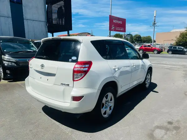2015 Toyota RAV4 Carousel 3