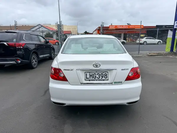 2006 Toyota Mark-X Carousel 4